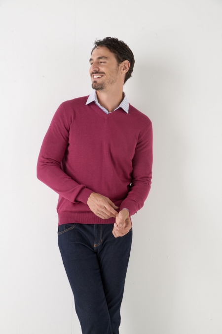 pull rose pour homme 